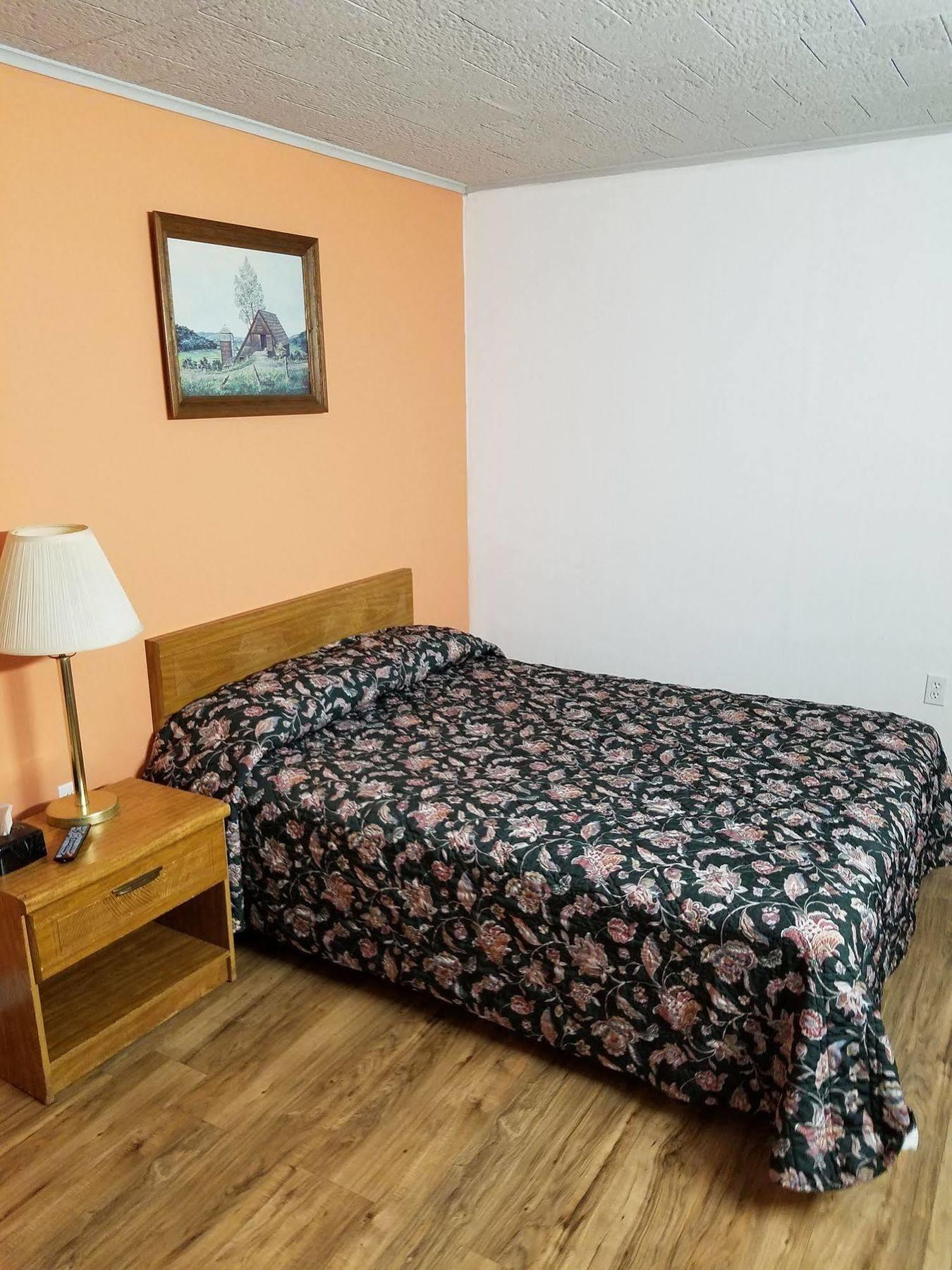 The Budget Inn パラタイン・ブリッジ エクステリア 写真